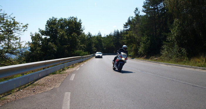 Утре   10 май от 10 ч до 16 ч ще бъде напълно