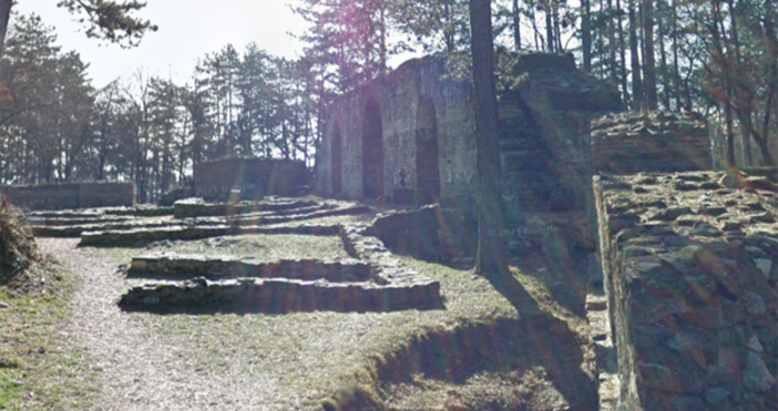 Изображение гугъл мапсЗавърши ремонтът на републиканския път от изхода на