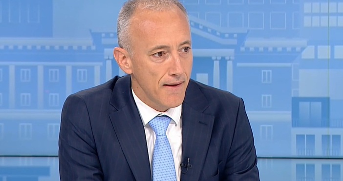 Министърът на образованието Красимир Вълчев отрече спекулациите че Брюксел е