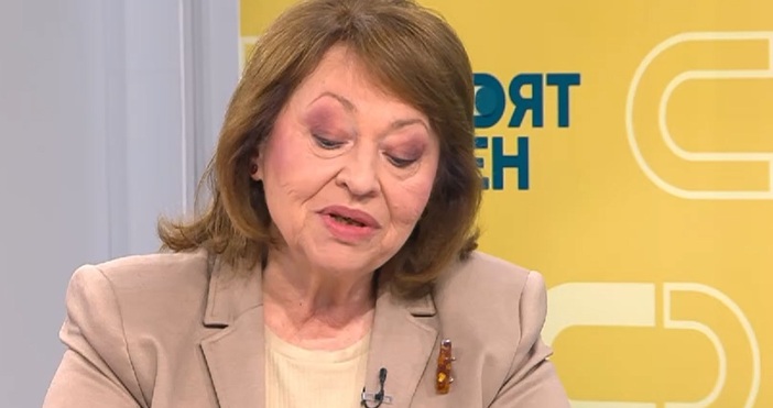 Дне преди Великденските празници правителството съобщи че ще прави пенсионна