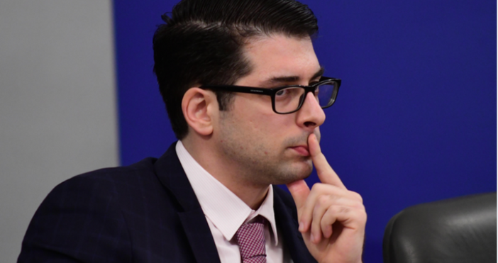 Бившият вицепремиер по управление на евросредствата Атанас Пеканов публикува своя