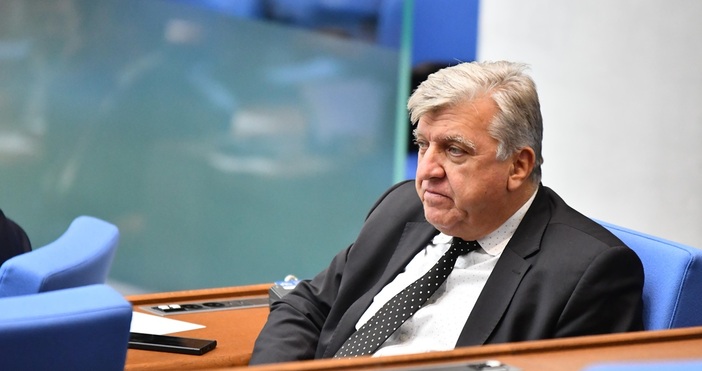 Румен Гечев прекратява членството си в БСП.Причината – решението да