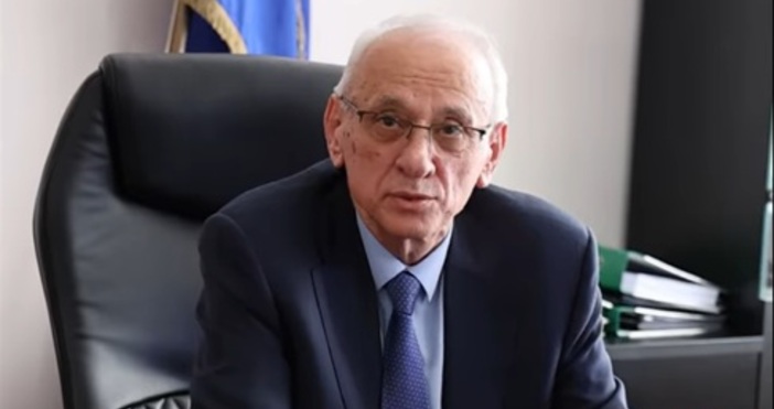 Министърът на здравеопазването доц д р Силви Кирилов се обърна с