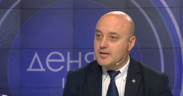 Президентът Румен Радев сезира Конституционния съд с искане да обяви