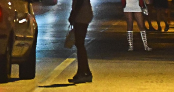 Петима бяха задържани при две акции на криминалисти и разследващи