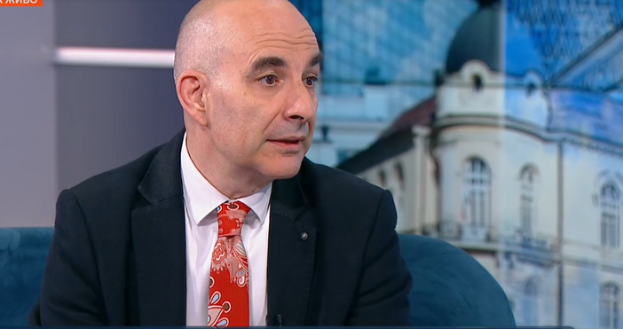 Румен Радев и Възраждане искат хората да бъдат питани