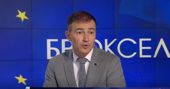 Предложението на президента Румен Радев да се проведе референдум за еврото няма