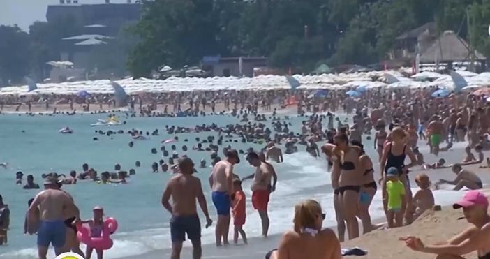 Въпреки че за това лято българският лев все още остава