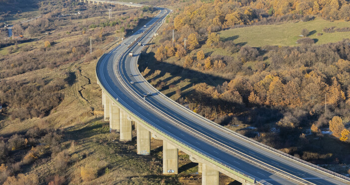 В понеделник 19 май от 8 до 18 ч