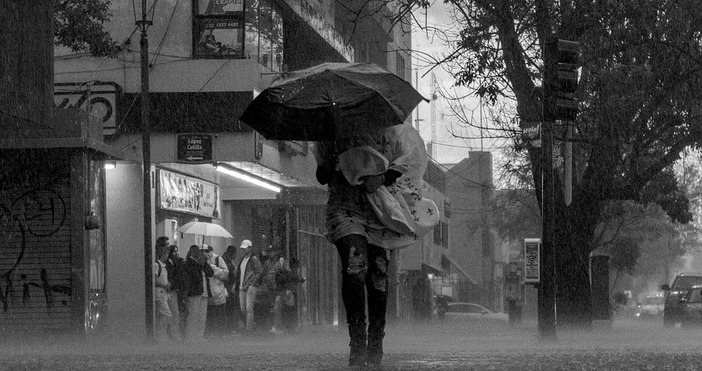 НИМХ обяви седмична прогноза И през следващите дни въздушната маса над