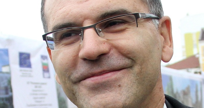 Популизмът се показа и в това правителство Защо се дават