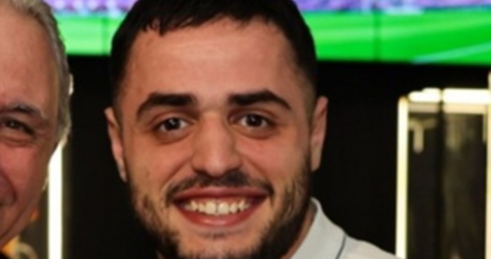 От sportlive bg пуснаха забавен виц в мрежата Карлос Насар срещнал Чък Норис