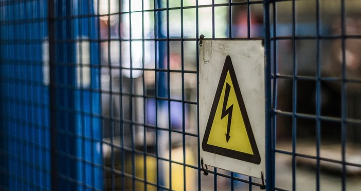 Редица градове в Испания са засегнати от срив в мобилните