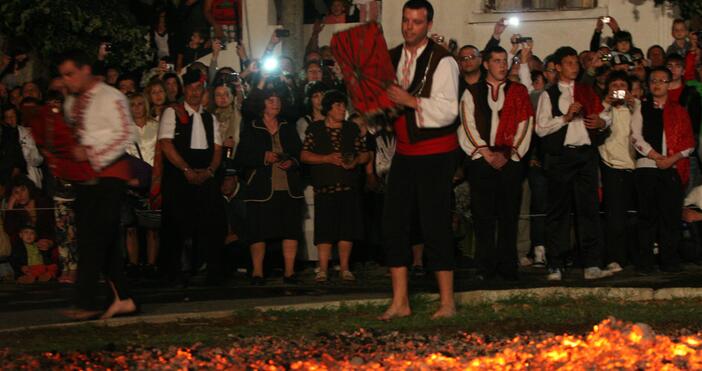 Св  Константин и Елена са сред най значимите личности в историята