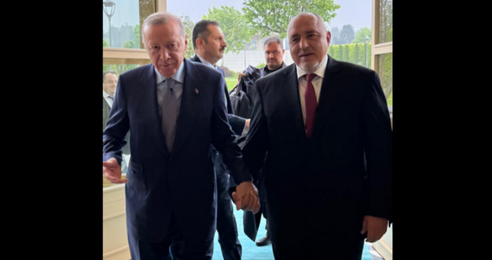 Лидерът на ГЕРБ Бойко Борисов обяви че на срещата си