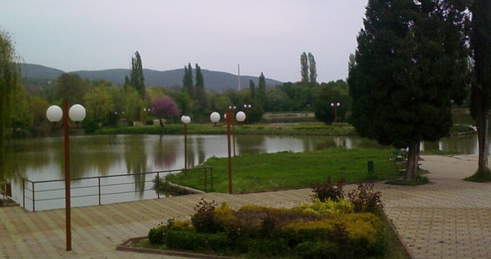 D Keranov УикипедияВ старозагорско езеро са открити над 300 боеприпаса