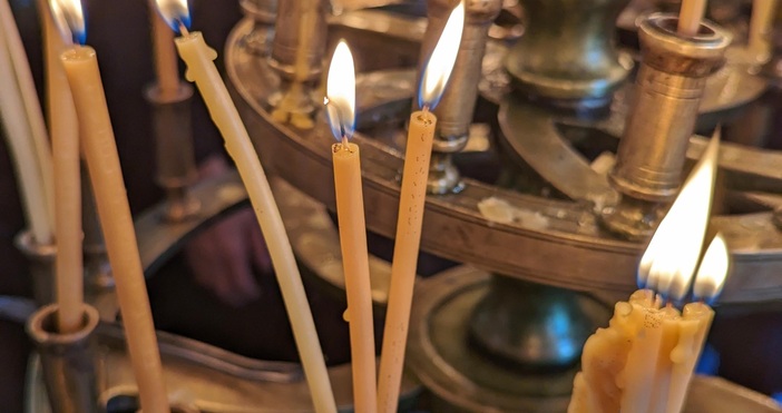 Празнично шествие във варненския квартал Владислав Варненчик са причината за