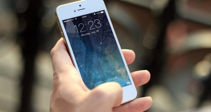 Мъж на 68 годишна възраст е задържан за телефонна измама в