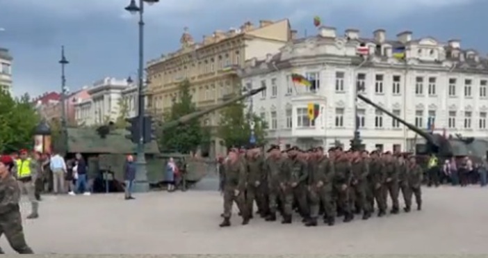 Германия разполага танкисти в Литва. Берлин за пръв път предоставя пълна