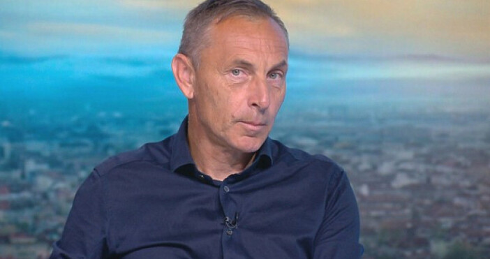 Журналистът Асен Григоров е починал Това съобщи БТА цитирайки негови