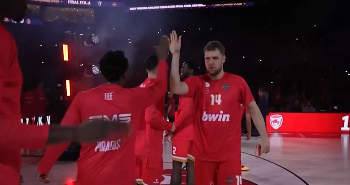 Монако шокира Олимпиакос в зала Етихад Арена в Абу Даби