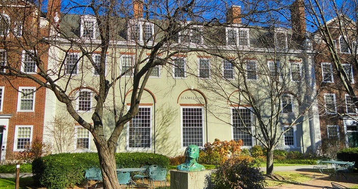 Харвардският университет днес заведе дело срещу администрацията на президента Доналд