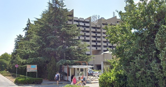 Общинските съветници от Постоянната комисия Архитектура и градоустройство във Варна