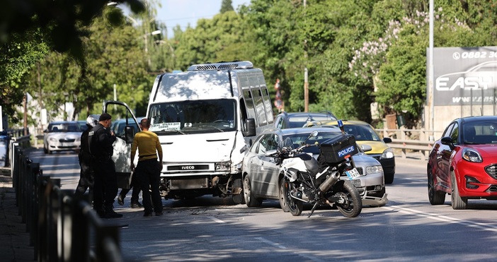 Пътнически микробус по линията София - село Студена и лек