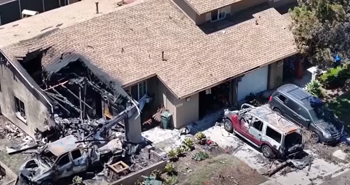 Кадри YoutubeВсичките 6 души на борда на частния туристически самолет