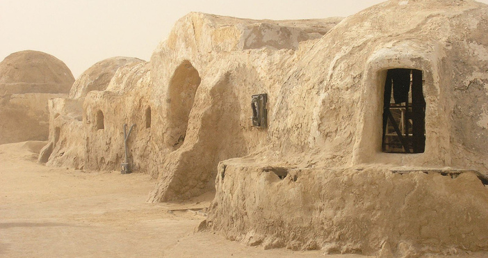 Впоследствие през 1981 г епизодът е преименуван на Междузвездни войни