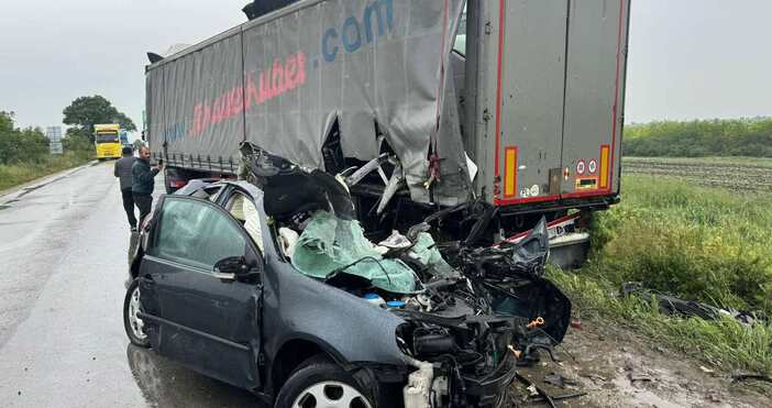 Трима са пострадали при катастрофа между Бяла Слатина и Кнежа