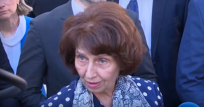 Австрия е готова да посредничи за намирането на креативно решение