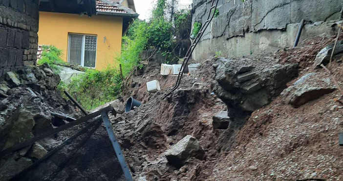 Снимки Община ПерникКметът на Община Перник Станислав Владимиров ще