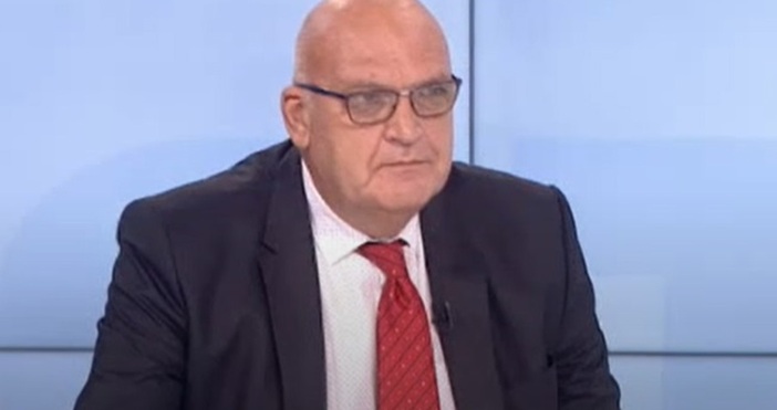 Председателят на Българския лекарски съюз д р Николай Брънзалов коментира протестите