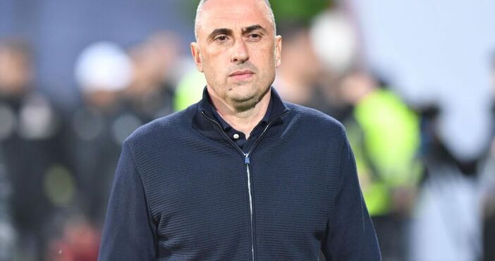 Българският футболен специалист Ивайло Петев днес беше представен официално като старши треньор