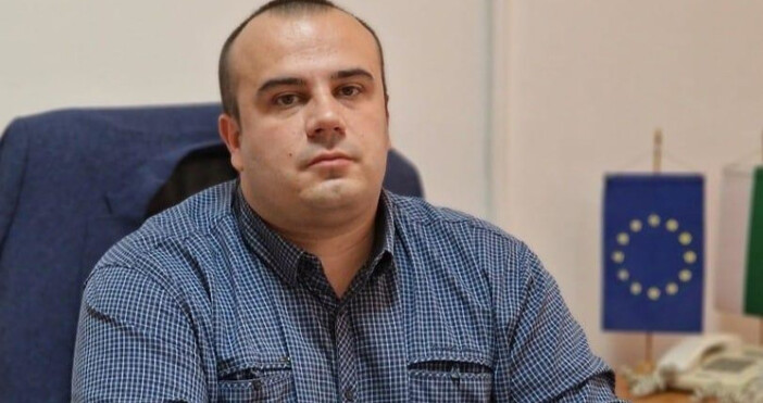 Директорът на болницата МБАЛ Рахила Ангелова в Перник Емил Ненков напуска