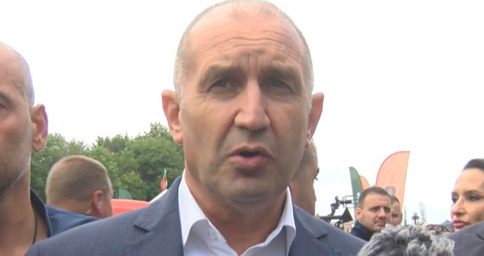 Моята кауза като президент е демокрацията и държа хората да