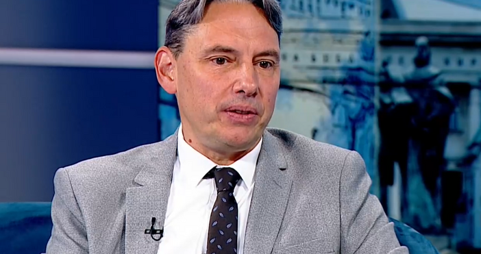 Страхът от еврото идва от голямото забавяне между присъединяването на