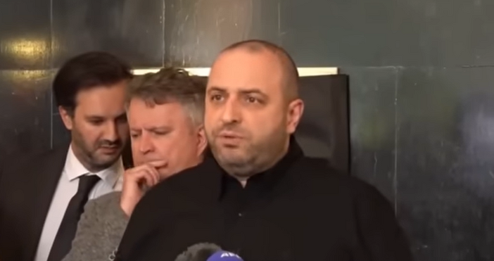 Украинският министър на отбраната Рустем Умеров заяви след края на