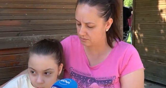 8 годишната Йована се бори да проходи нормално Жителите на Кубрат