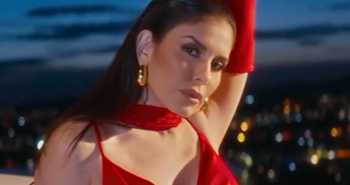 Попфолк звездата Анелия отрече да е ухажвана от мастит турски