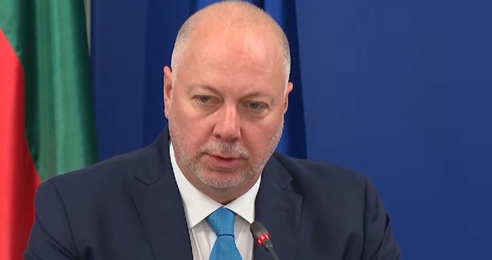 Това че България се присъединява към еврозоната по никакъв начин