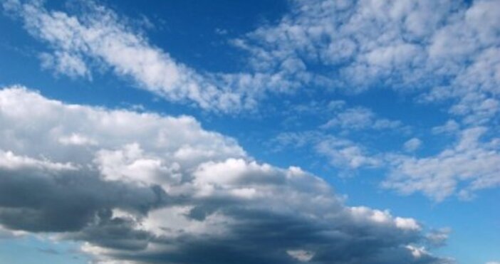 Атмосферното налягане е по високо от средното за месеца и няма