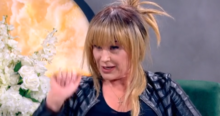 Емблематичната актриса Аня Пенчева призна че гледа с огромен страх