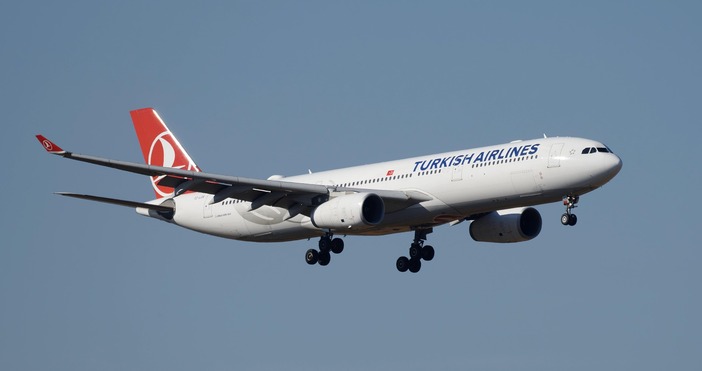 Авиокомпаниите в Турция пускат 365 допълнителни полета в периода до
