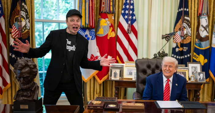 Снимки Белият домСъветници в Белия дом са насрочили телефонен разговор