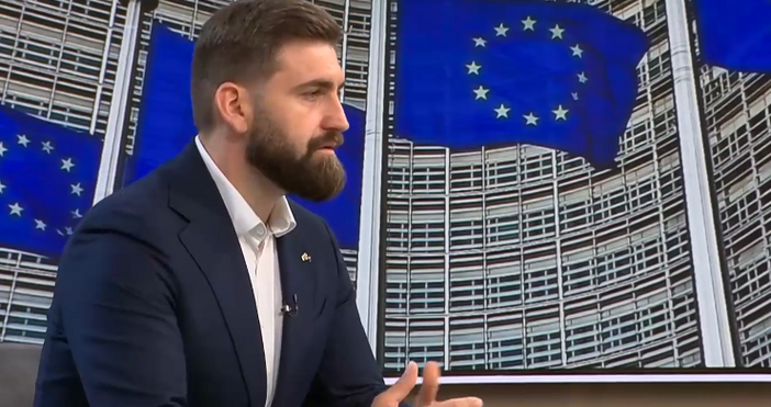 Според евродепутата от ГЕРБ ЕНП Андрей Новаков в България съществуват сили