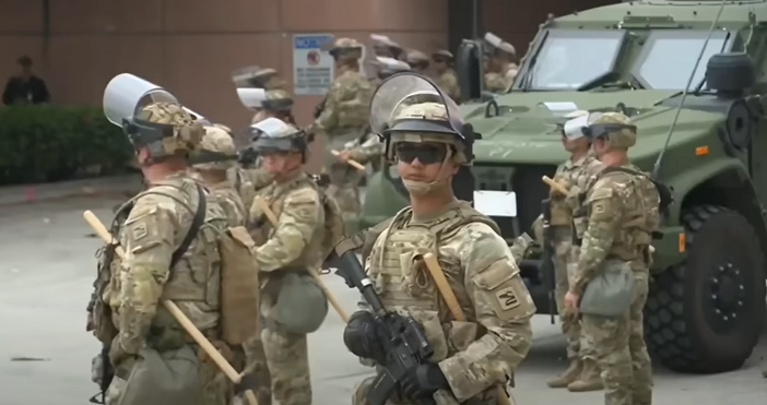 Трети ден протести и сблъсъци между органите на реда и