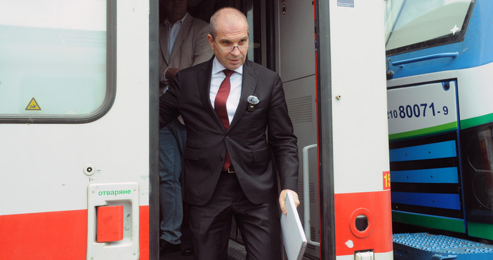 Всички работници и служители на БДЖ ще запазят работните си