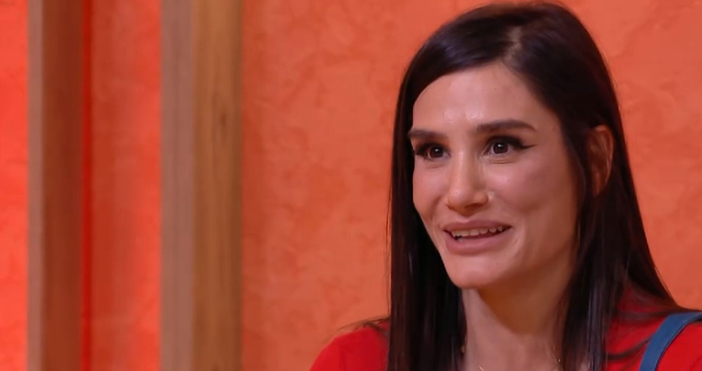 Мая Иванова Кадри Нова ТВТи си най каръшката муха Това заяви